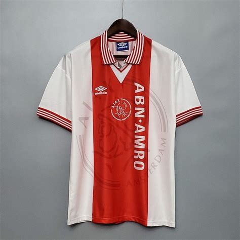 ajax thuisshirt geschiedenis